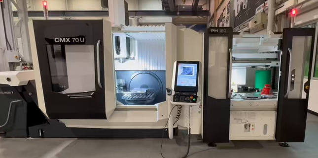 CMX70 mit PH150 (6fach Palettenwechsler)